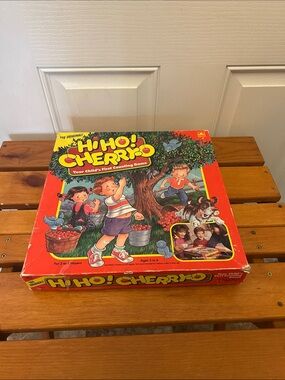 Vintage 1992 Hi Ho Cherry-O Board Game